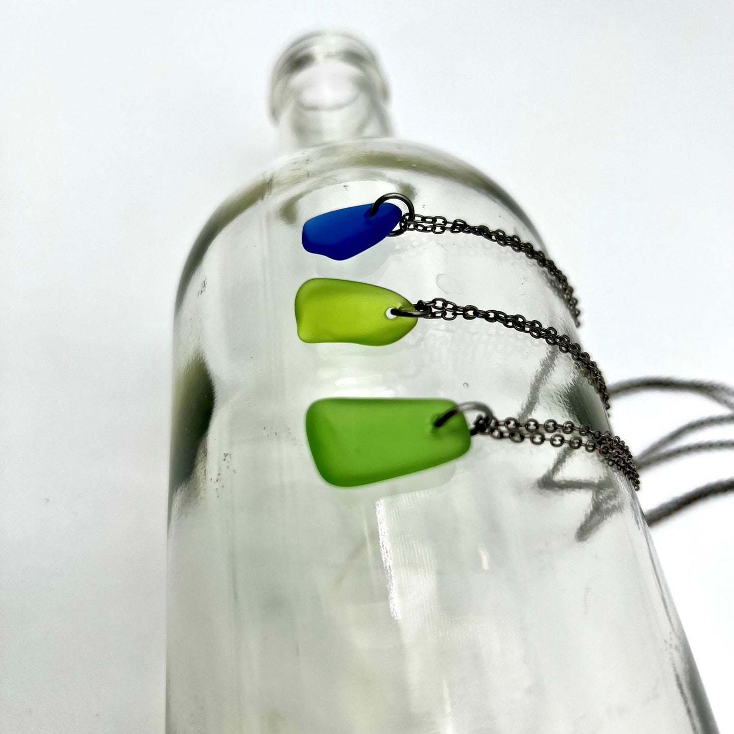 SINGLE SEA GLASS NECKLACE